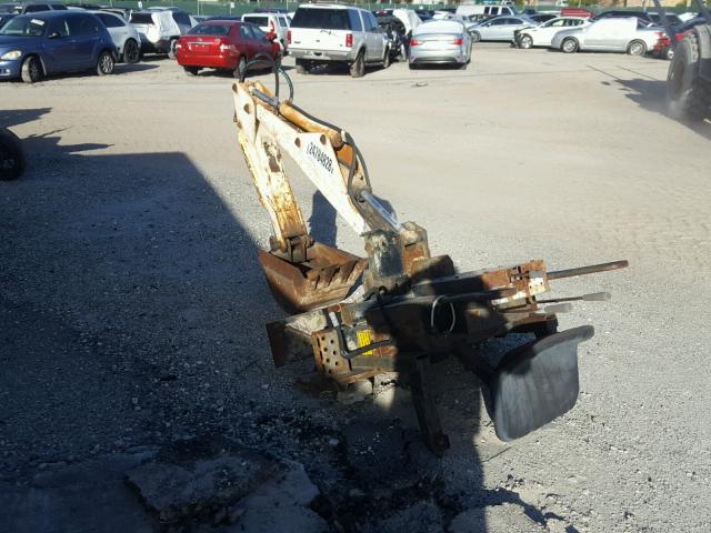 195602720 - 2000 BOBCAT ESCAVATOR WHITE photo 4