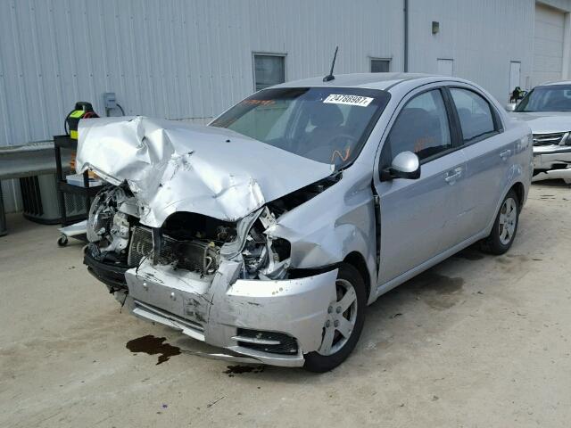 KL1TD5DE7AB134697 - 2010 CHEVROLET AVEO LS SILVER photo 2