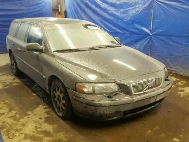 YV1SW61R322218569 - 2002 VOLVO V70 BLACK photo 1