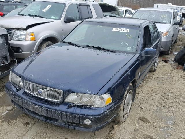 YV1LS55A8X2591905 - 1999 VOLVO S70 BLUE photo 2