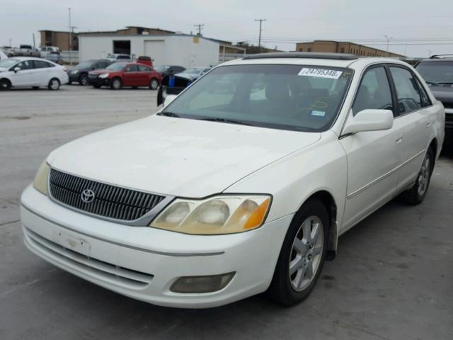 4T1BF28B62U265053 - 2002 TOYOTA AVALON XL WHITE photo 2