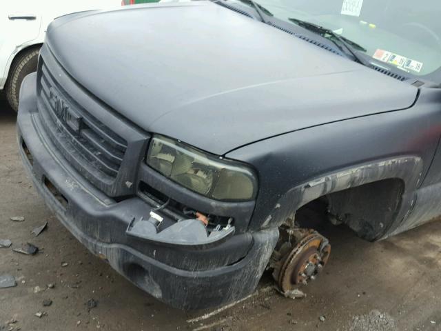 2GTEK13T651137645 - 2005 GMC NEW SIERRA BLACK photo 9