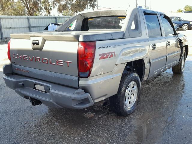 3GNEK13TX2G109843 - 2002 CHEVROLET AVALANCHE BEIGE photo 4