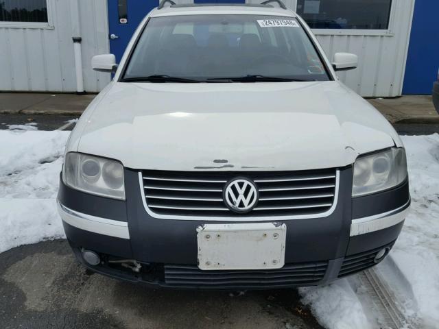 WVWWH63B42E093257 - 2002 VOLKSWAGEN PASSAT GLX WHITE photo 7