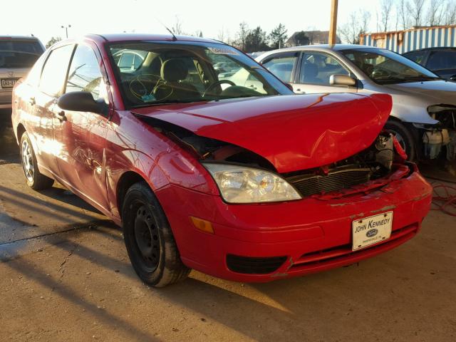 1FAFP34N45W306478 - 2005 FORD FOCUS ZX4 RED photo 1
