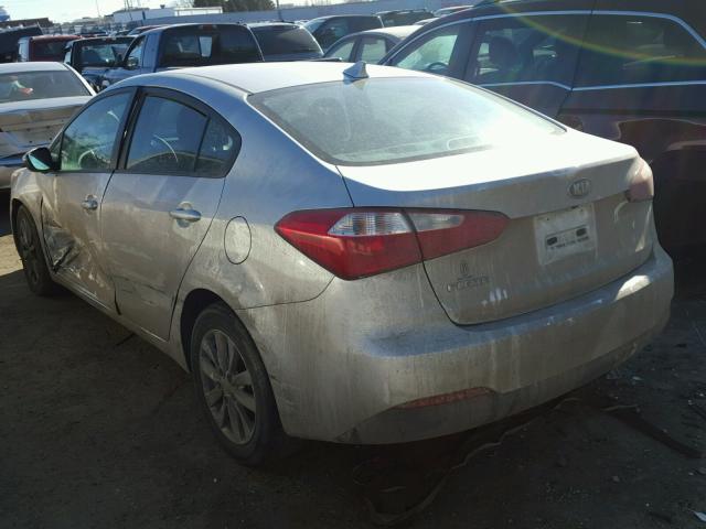 KNAFX4A63G5476706 - 2016 KIA FORTE LX GRAY photo 3