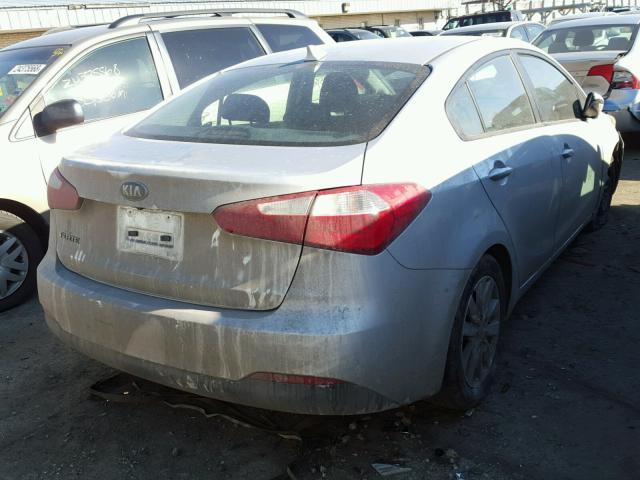 KNAFX4A63G5476706 - 2016 KIA FORTE LX GRAY photo 4