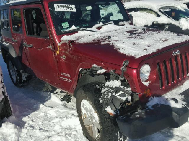 1C4HJWDG8CL215171 - 2012 JEEP WRANGLER U RED photo 9