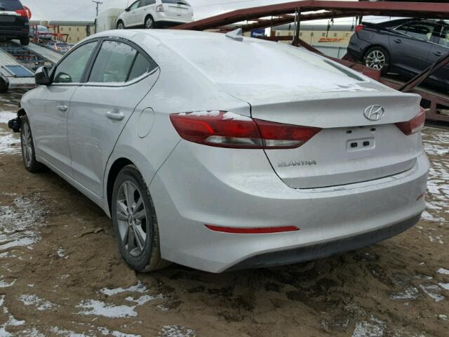 5NPD84LF5HH124569 - 2017 HYUNDAI ELANTRA SE SILVER photo 3