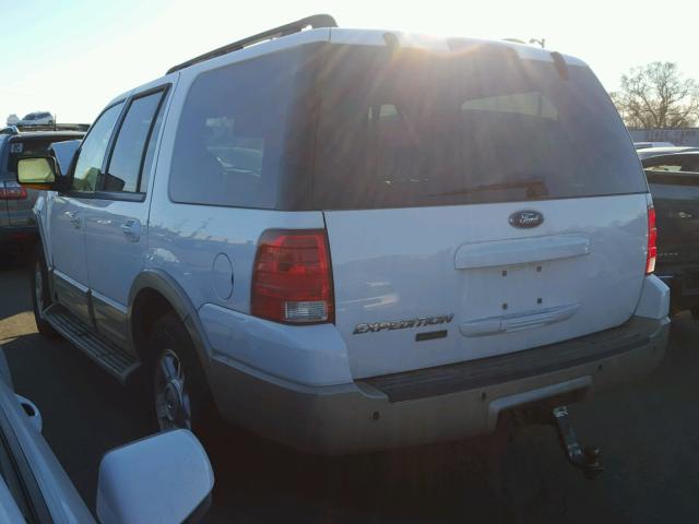 1FMFU18575LA32322 - 2005 FORD EXPEDITION WHITE photo 3