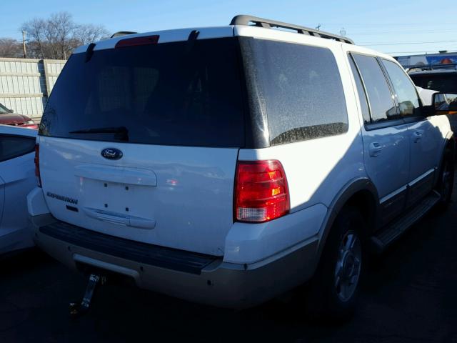 1FMFU18575LA32322 - 2005 FORD EXPEDITION WHITE photo 4