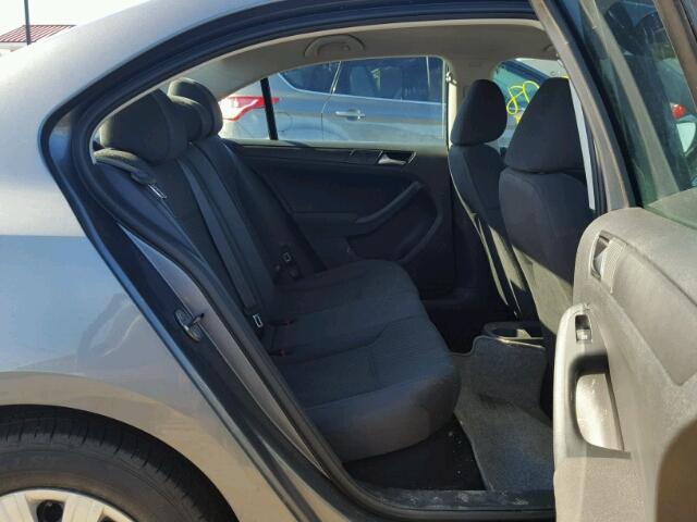 3VW2K7AJ6CM309165 - 2012 VOLKSWAGEN JETTA BASE 灰色 照片 6