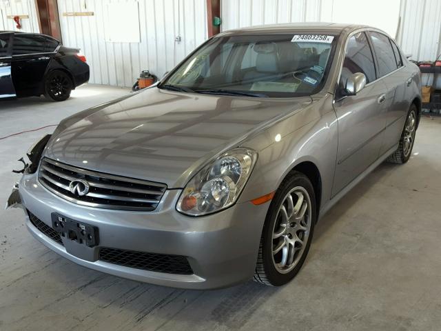 JNKCV51E55M202157 - 2005 INFINITI G35 SILVER photo 2