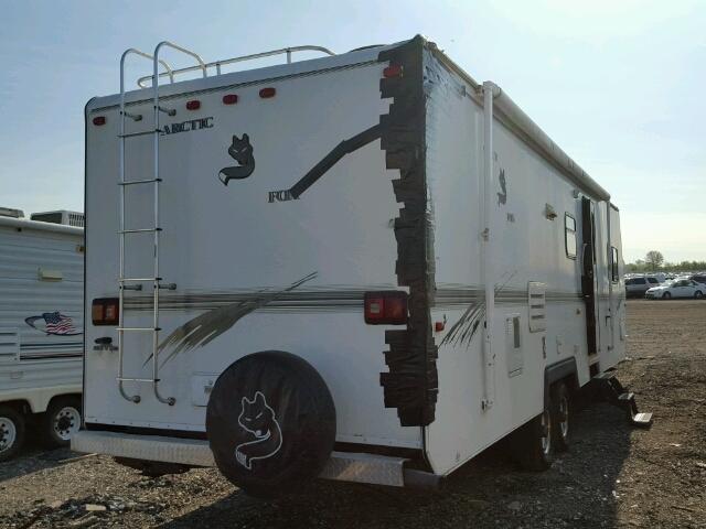 4N11W312420200470 - 2002 ARCT FOX CAMPER WHITE photo 4