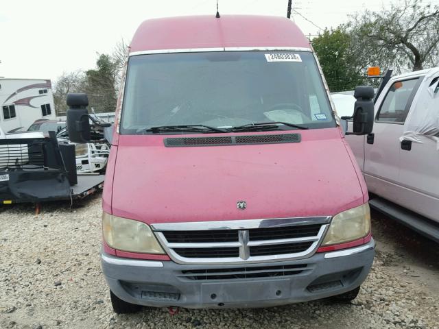 WD2PD544X55744310 - 2005 DODGE SPRINTER PINK photo 9