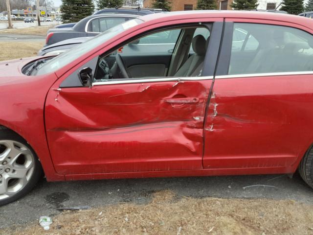 3FAHP0HA3BR229406 - 2011 FORD FUSION SE RED photo 9