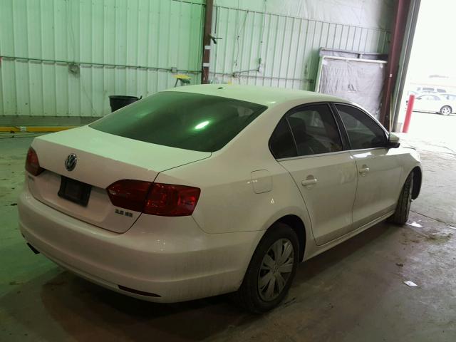 3VWDP7AJ1DM416314 - 2013 VOLKSWAGEN JETTA SE WHITE photo 4