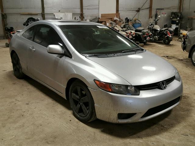 2HGFG12828H563123 - 2008 HONDA CIVIC EX Gümüş foto 1