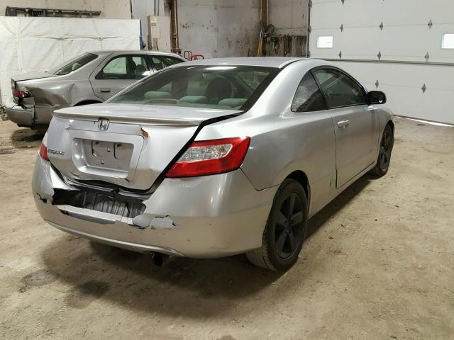 2HGFG12828H563123 - 2008 HONDA CIVIC EX Gümüş foto 4