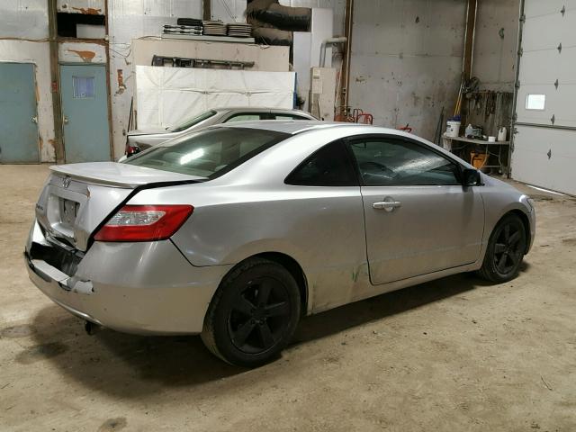 2HGFG12828H563123 - 2008 HONDA CIVIC EX Gümüş foto 9