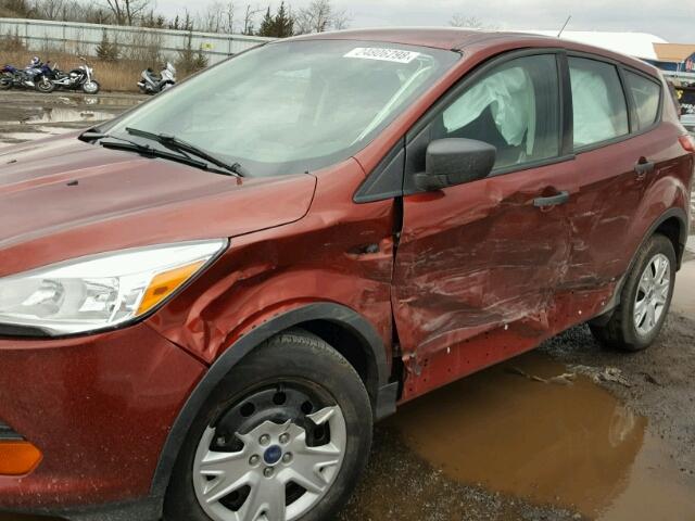 1FMCU0F70EUD49774 - 2014 FORD ESCAPE S ORANGE photo 9