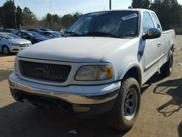 1FTRX18W31NA32186 - 2001 FORD F150 WHITE photo 2