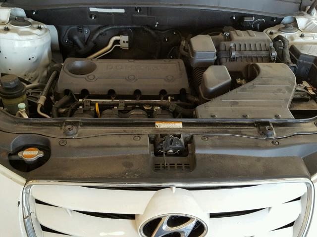 5NMSG3AB4AH408024 - 2010 HYUNDAI SANTA FE G WHITE photo 7