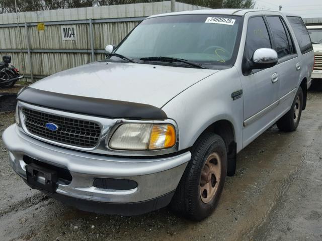 1FMEU1764VLA53683 - 1997 FORD EXPEDITION SILVER photo 2