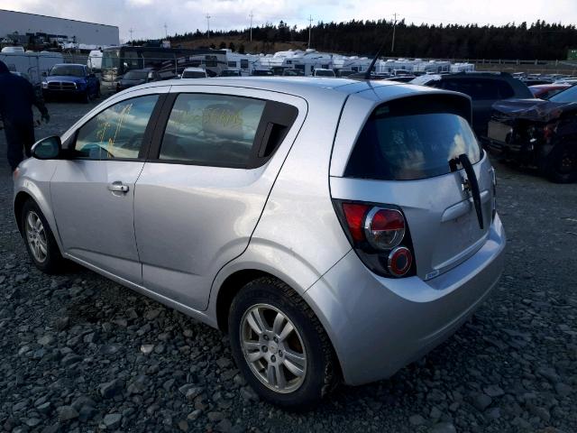 1G1JA6EH5C4148962 - 2012 CHEVROLET SONIC LS 银色 照片 3