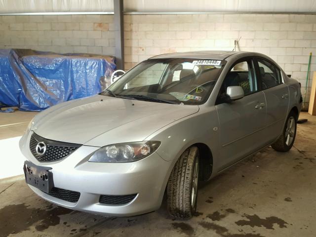 JM1BK12G461457173 - 2006 MAZDA 3 I SILVER photo 2