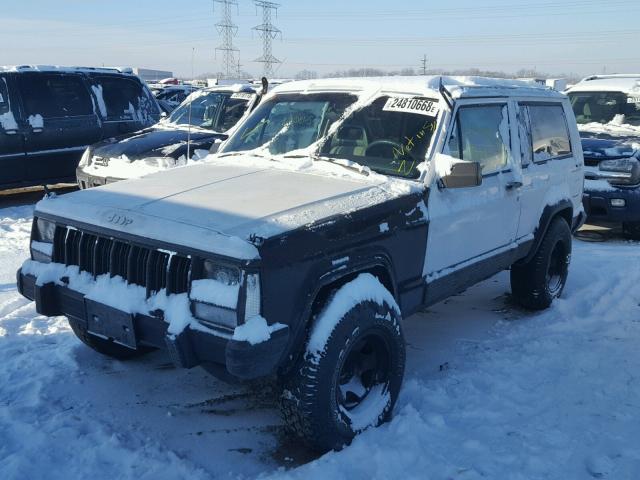 1J4FJ57L4LL107912 - 1990 JEEP CHEROKEE L WHITE photo 2