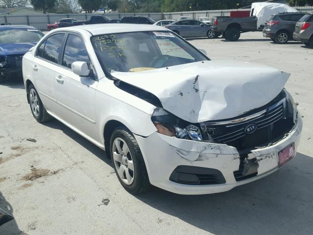 KNAGG4A84A5381844 - 2010 KIA OPTIMA LX WHITE photo 1