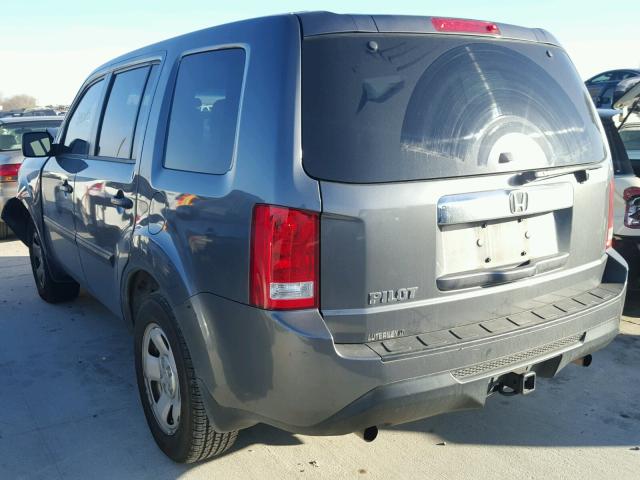 5FNYF3H20CB005374 - 2012 HONDA PILOT LX GRAY photo 3