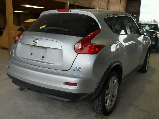 JN8AF5MRXDT219579 - 2013 NISSAN JUKE S SILVER photo 4