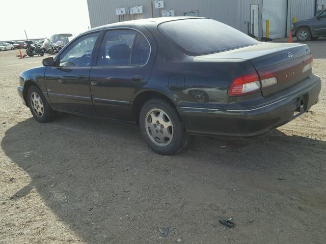 JNKCA21A6XT770062 - 1999 INFINITI I30 GREEN photo 3