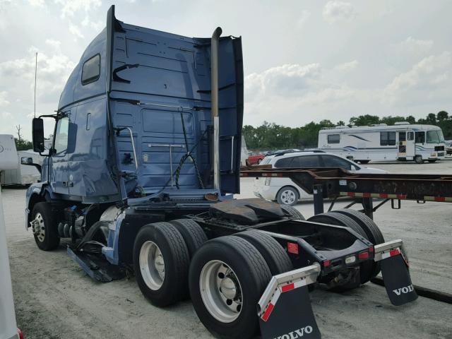 4V4NC9EHXGN973713 - 2016 VOLVO VN VNL BLUE photo 3