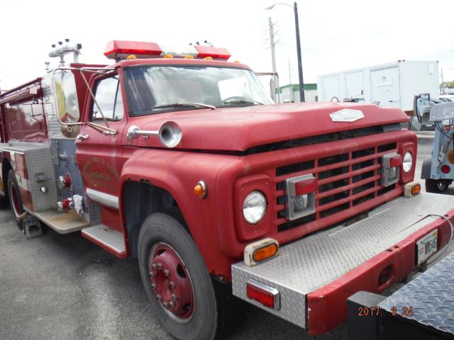 F70CVFE7521 - 1979 FORD F700 FIRE RED photo 1