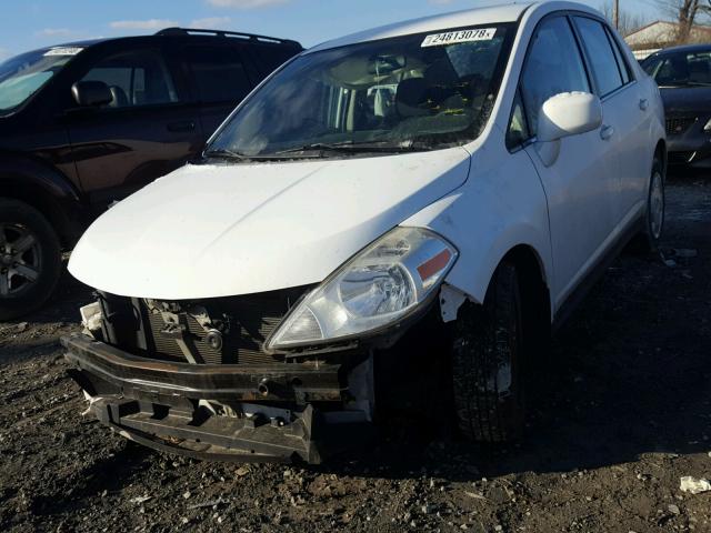 3N1BC11E18L426474 - 2008 NISSAN VERSA S WHITE photo 2