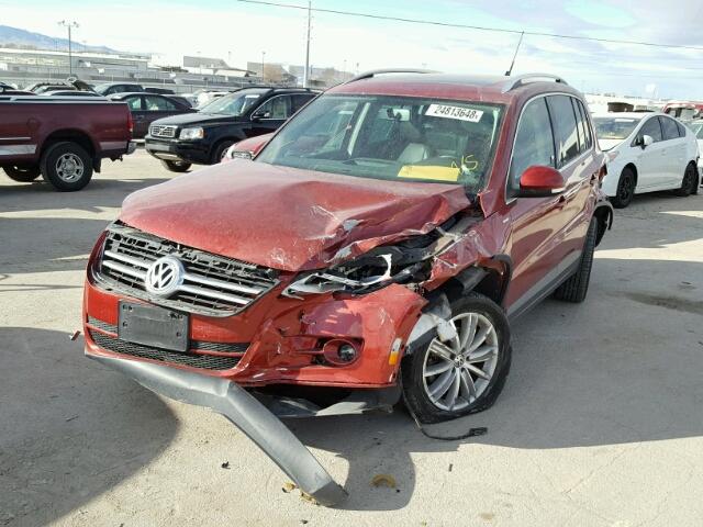 WVGBV7AXXAW003660 - 2010 VOLKSWAGEN TIGUAN SE RED photo 2