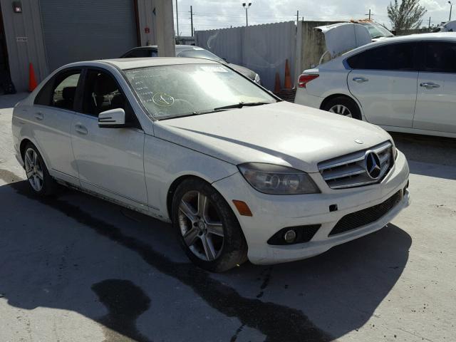 WDDGF5EB4AR112808 - 2010 MERCEDES-BENZ C 300 WHITE photo 1