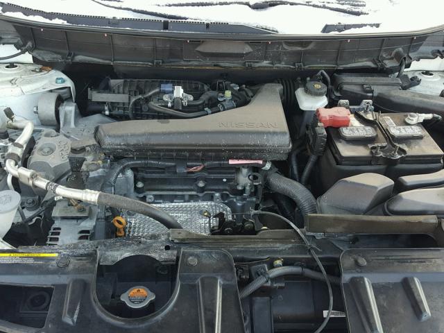 5N1AT2MV4GC750440 - 2016 NISSAN ROGUE S WHITE photo 7