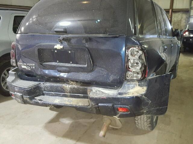 1GNDT13S772152777 - 2007 CHEVROLET TRAILBLAZE BLUE photo 10