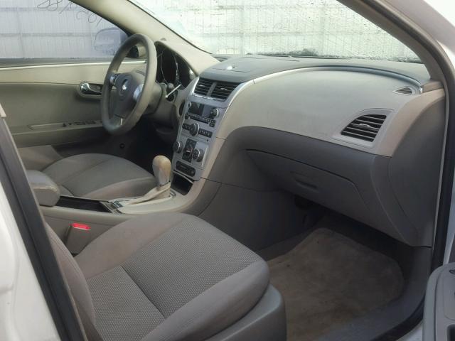 1G12G57B494105405 - 2009 CHEVROLET MALIBU LS თეთრი ფოტო 5