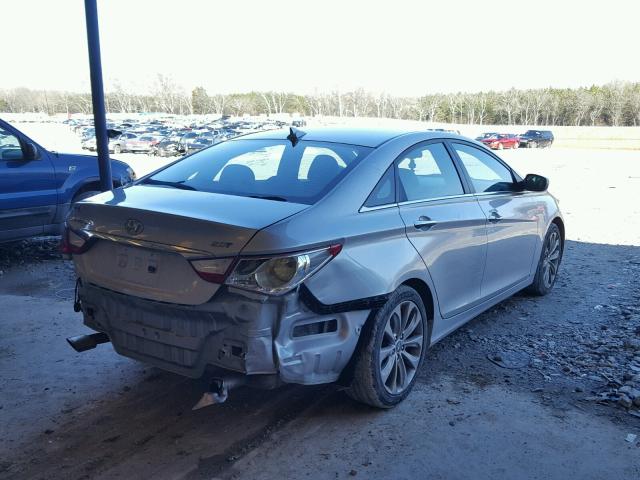 5NPEC4AB0CH418067 - 2012 HYUNDAI SONATA SE SILVER photo 4