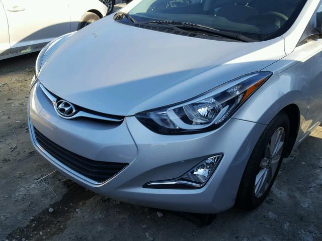 5NPDH4AE4FH556965 - 2015 HYUNDAI ELANTRA SE SILVER photo 9