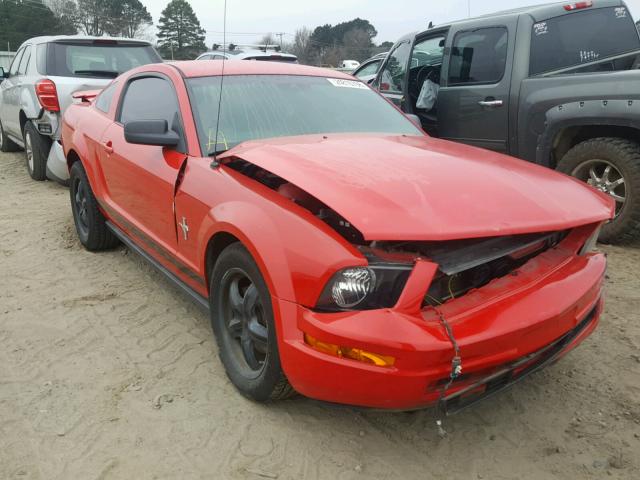 1ZVFT80NX75267152 - 2007 FORD MUSTANG RED photo 1