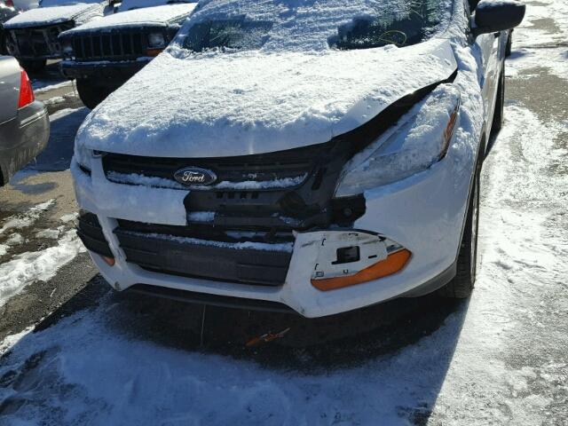 1FMCU0F75DUA76622 - 2013 FORD ESCAPE S WHITE photo 9