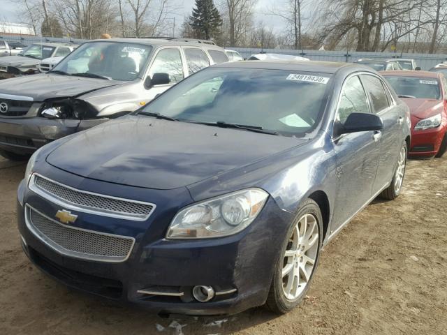 1G1ZK57B09F242831 - 2009 CHEVROLET MALIBU LTZ BLUE photo 2