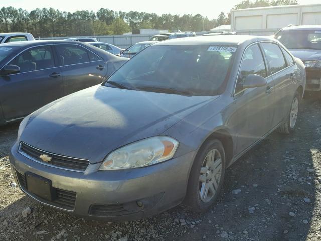 2G1WC583389250937 - 2008 CHEVROLET IMPALA LT GRAY photo 2