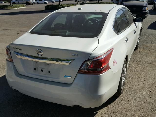 1N4AL3AP6DN426394 - 2013 NISSAN ALTIMA 2.5 WHITE photo 4